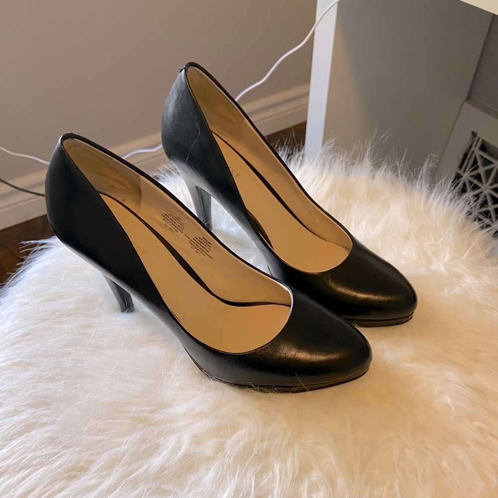 Nine West Black Leather Pumps - Rocha